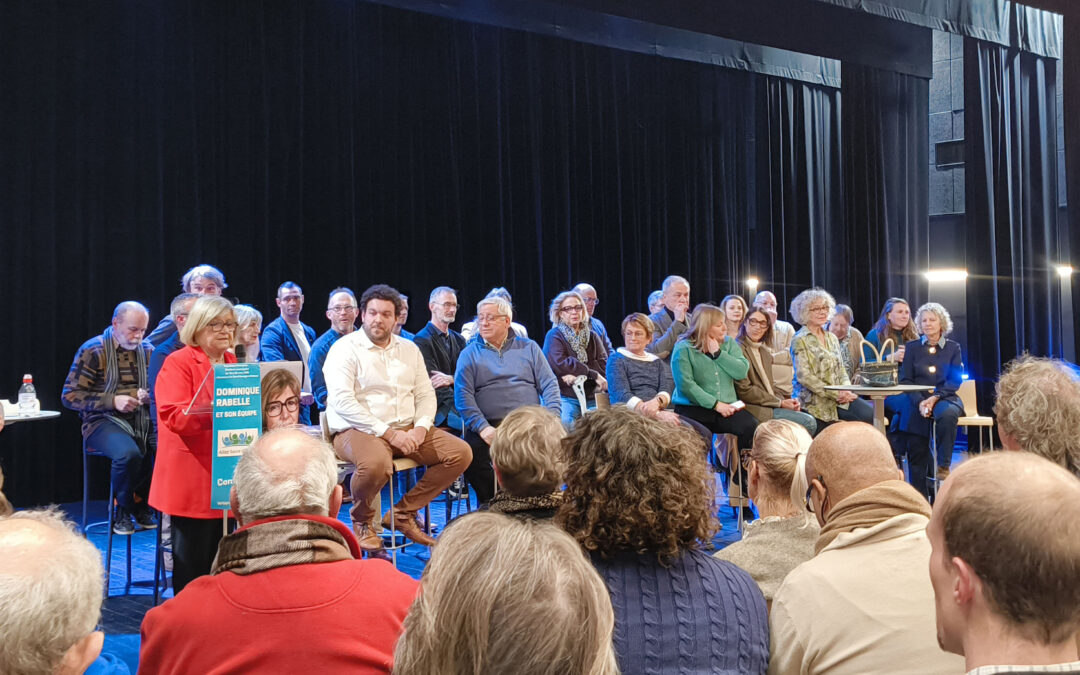 Saint-Georges d&rsquo;Oléron. Dominique Rabelle a présenté sa liste devant une salle comble